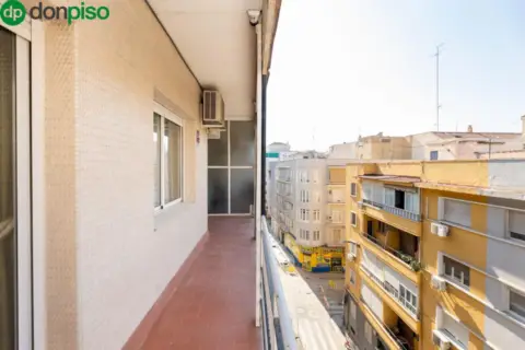 Piso en calle Martínez Campos, 3