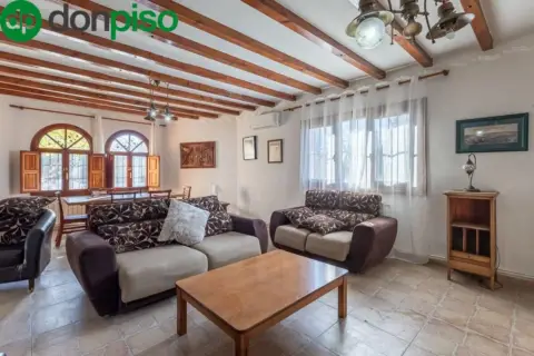 Casa en calle Gl, nº 12