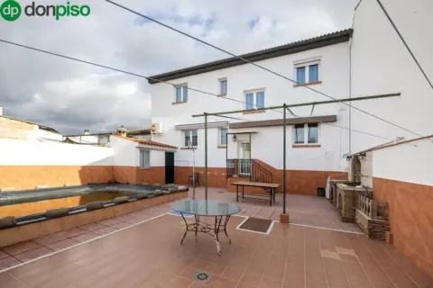 Casa pareada en Camino de Gojar
