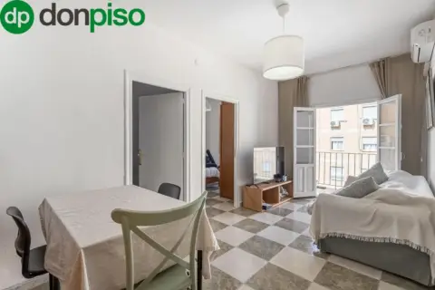 Piso en calle Ángel Barrios, 5