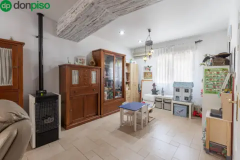 Casa adosada en calle de la Amapola, 51