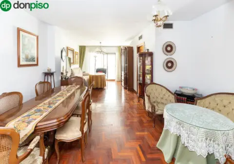 Piso en calle Tejeiro, 21