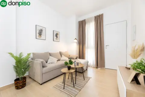 Piso en calle Hoya de la Mora