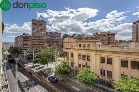 Piso en Avenida de Madrid, 20