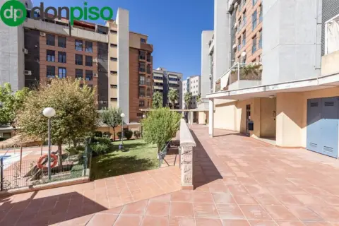 Piso en calle Pdta Jose Fernandez Mtnez, nº 6
