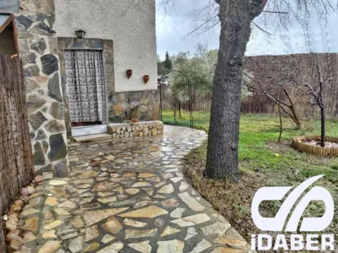 Chalet en Castillo de Escalona