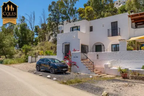 Casa pareada en Avenida de Cortijo Grande
