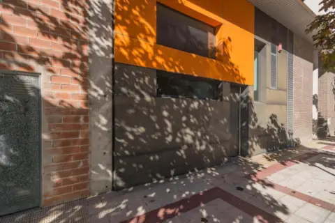 Local comercial en calle de Ana de Velasco