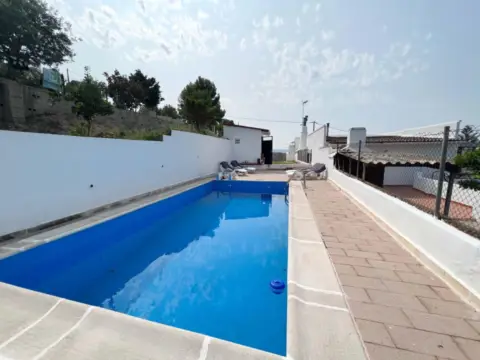 Chalet en calle Polígono 11 Parcela 524 Alts Recs. 46270 Castello