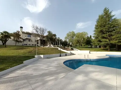 Chalet en calle Paseo del Conde de los Gaitanes, nº 19