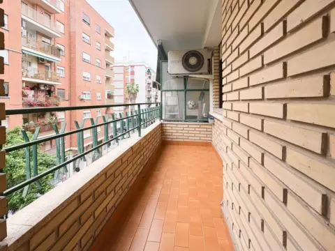 Piso en Carrer de Calvo Acacio