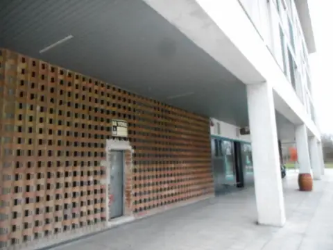Local comercial en Detràs Decatlon