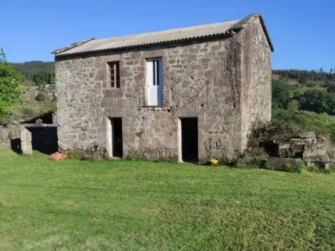Casa rústica en calle Lg Parada-Tenorio