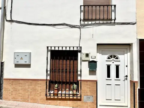Chalet en calle de los Solíses