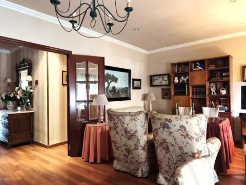 Piso en Travesía de Juan Pereda Pila