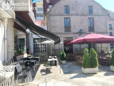 Local comercial en Plaza de Ramón Tojo, 11