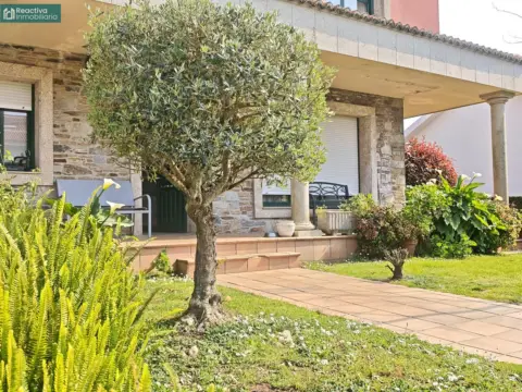 Chalet en calle Fonte do Briso