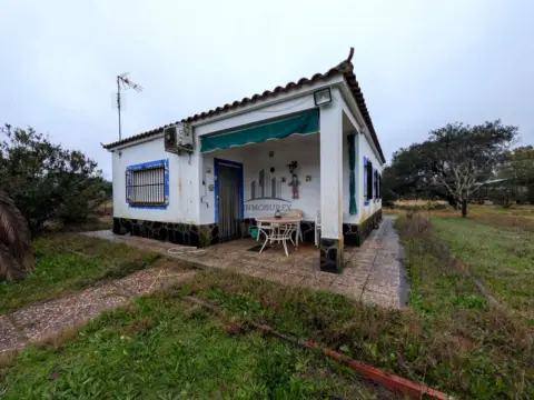 Finca rústica en Ermita de Botoa