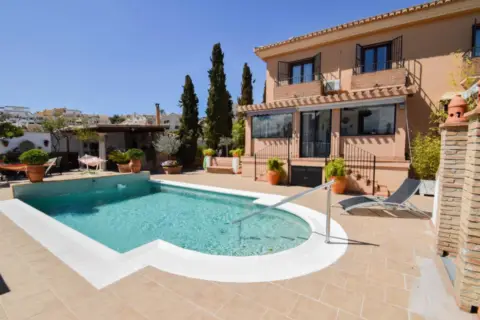 Chalet en Paseo del Olivar