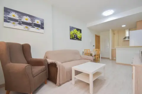 Apartamento en calle Ramón y Cajal