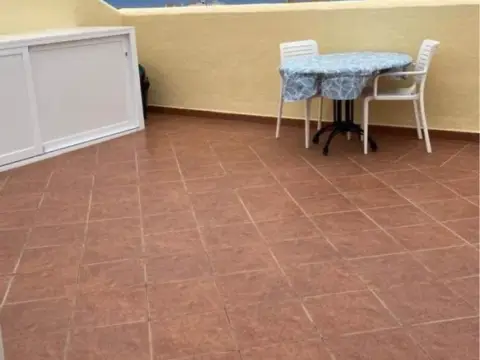 Piso en calle de las Vegas