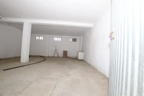 Local comercial en calle S Jorge, nº 1