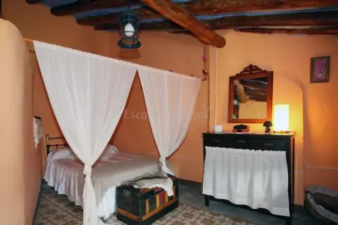 Casa pareada en calle Higuera