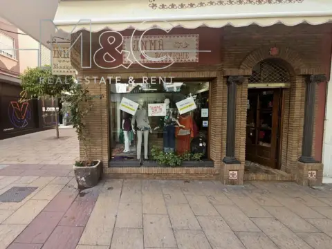 Local comercial en calle de El Cid, 2