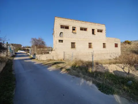 Nave industrial en Macastre
