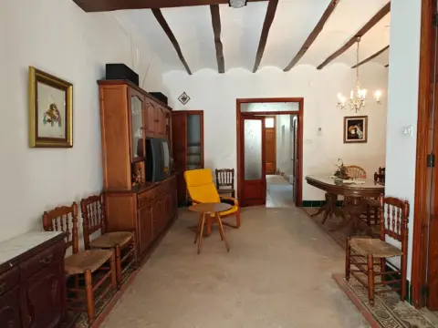 Casa en calle Maestro Cervera Lloret, 33