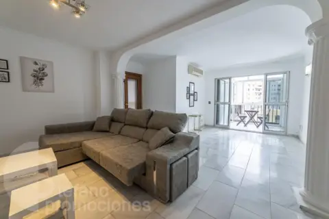 Piso en calle Mauricio Moro Pareto