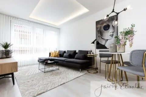 Apartamento en Plaza de la Libertad, 8