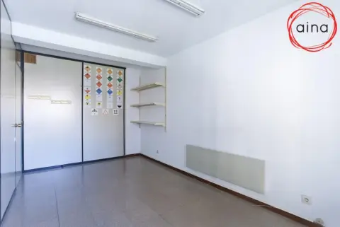 Oficina en calle Rio Alzania