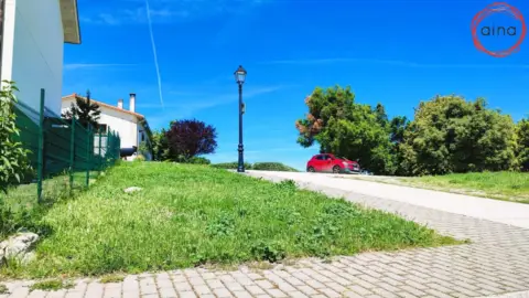 Terreno en calle de Santa María, 3