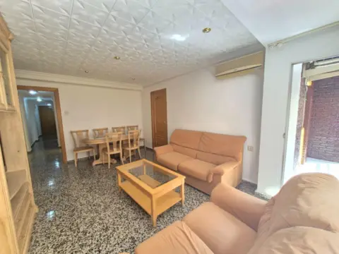 Piso en Los Juzgados