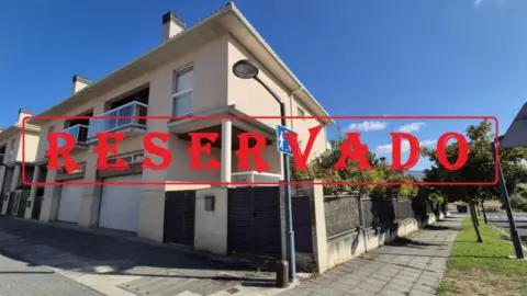 Casa pareada en Paseo de Roncesvalles