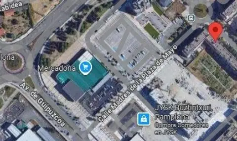 Garaje en calle de María Viscarret, 4