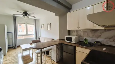 Oficina en calle de la Merindad de Sangüesa, 3