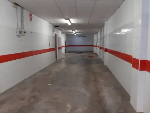 Local comercial en Gregorio Gea - Mislata