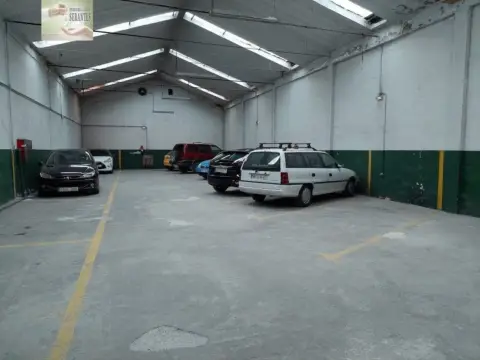 Garage in Avenida de los Hermanos Noáin