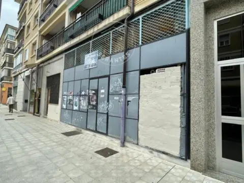 Local comercial en calle de Santesteban