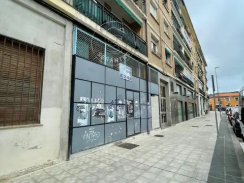 Local comercial en calle de Santesteban