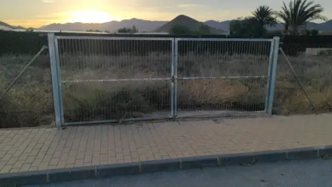 Terreno en La Atalaya