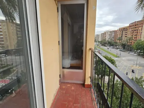 Piso en Avenida de Ausiàs March