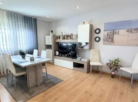 Piso en calle de Arteta