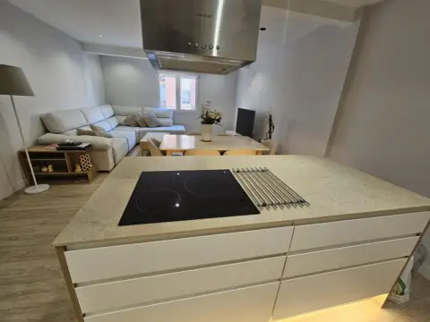 Piso en calle del Brasil, 77