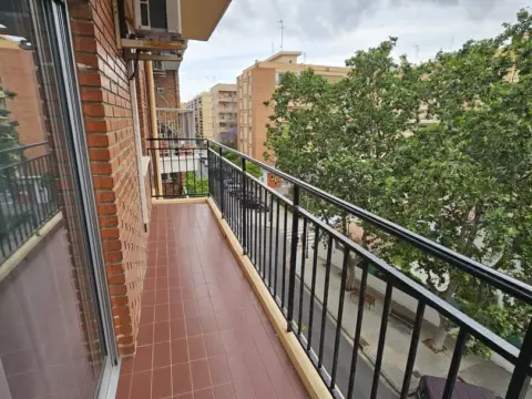 Piso en Carrer del Poeta Mas i Ros