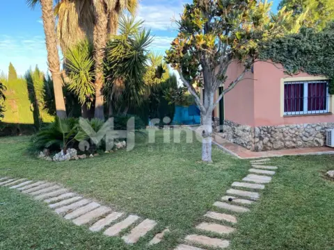 Chalet en Urb. San Fernando