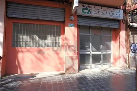 Local comercial en calle de José Andreu Alabarta
