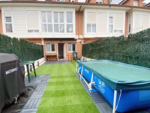 Chalet en Barrio de Rioseco